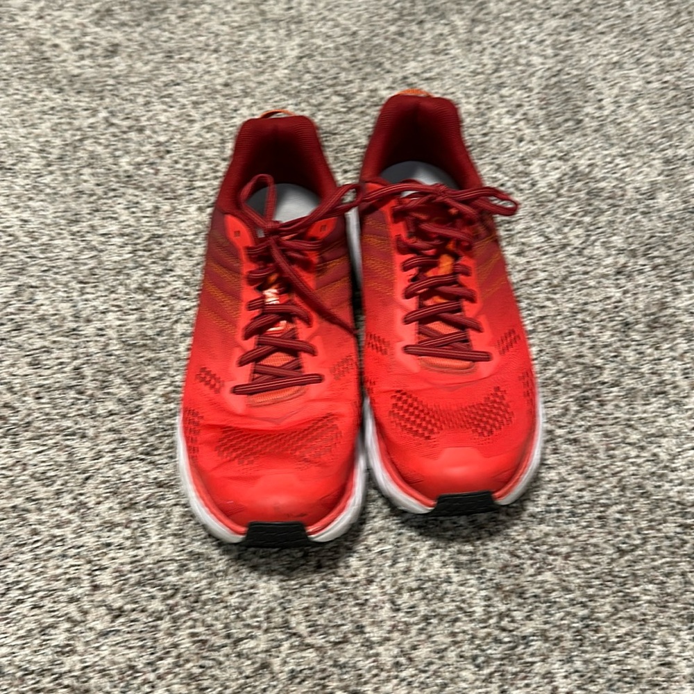 Men’s size 12 hokas
